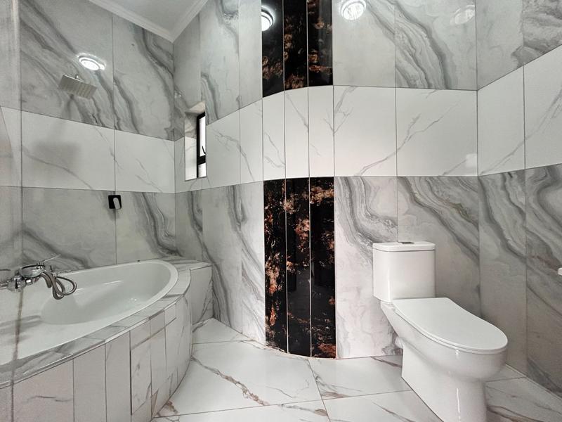 5 Bedroom Property for Sale in Seasons Lifestyle Estate North West